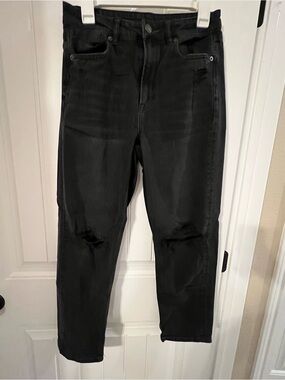 American Eagle Women’s Black Distressed Slim Jeans